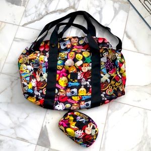 Terez Go Sac with small cosmetic case emoji pattern